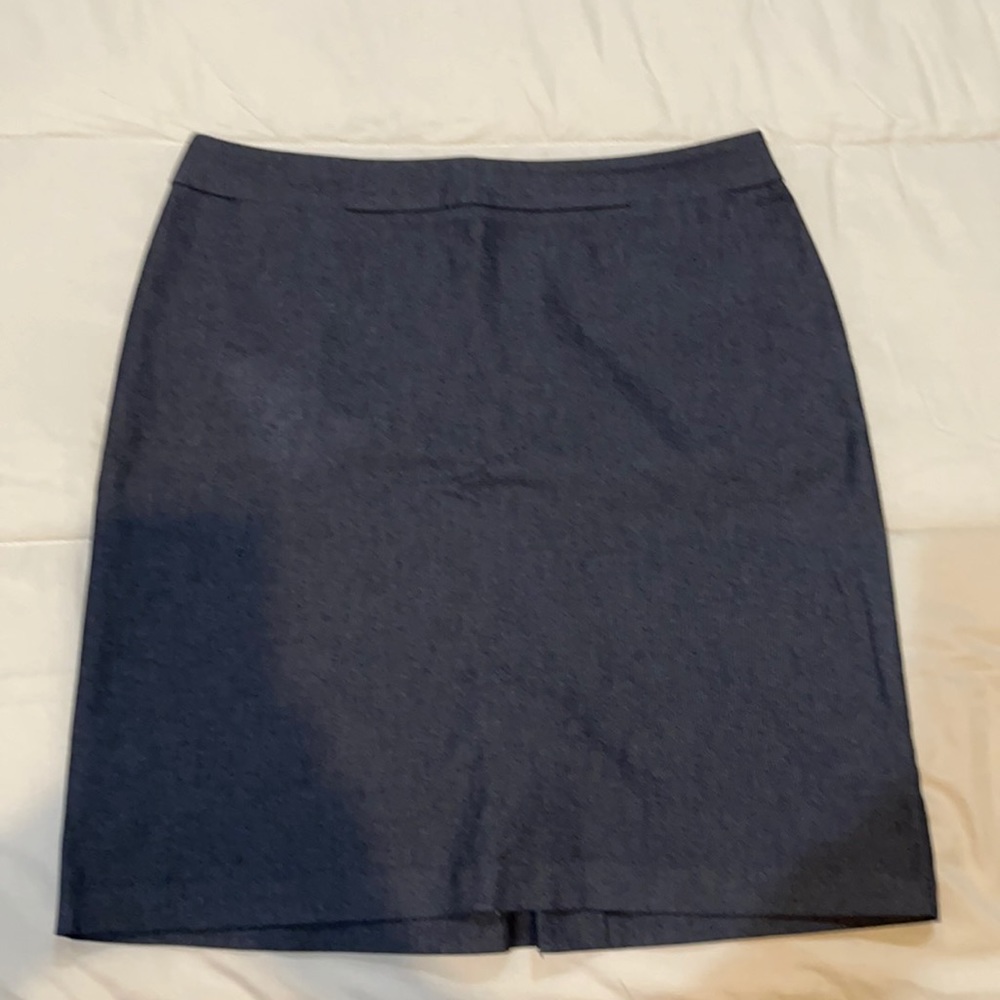 New York & Company stretch skirt